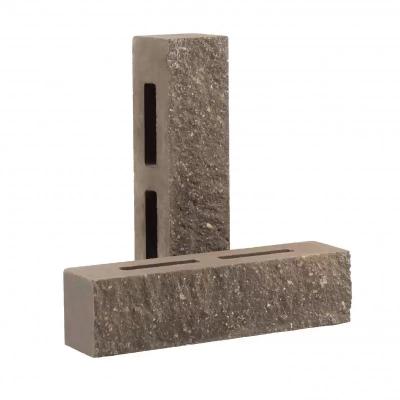 Темный или черный кирпич